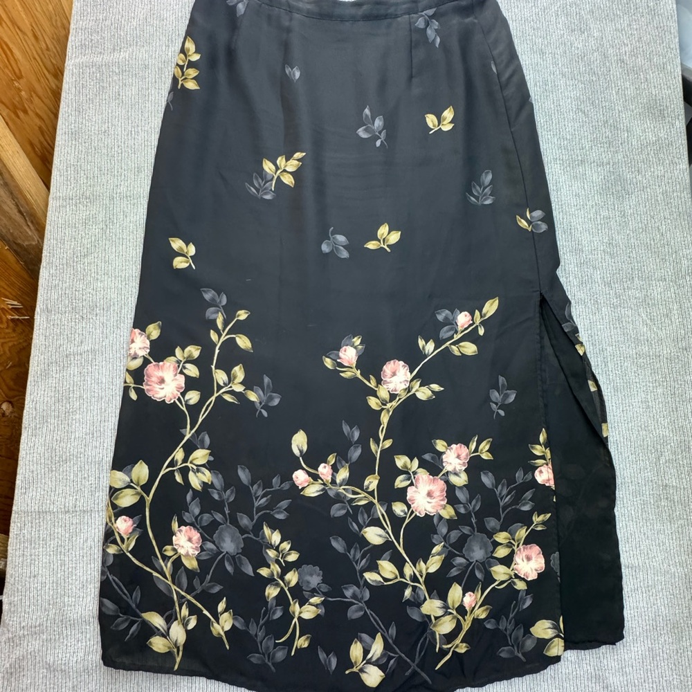 Emma James Black Floral Midi Skirt